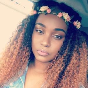 Meet your Posher, Idelia